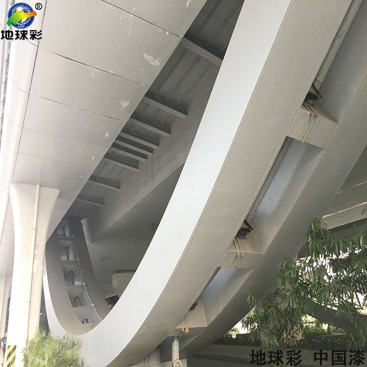 高架橋防腐專(zhuān)用地球彩氟碳漆施工噴涂